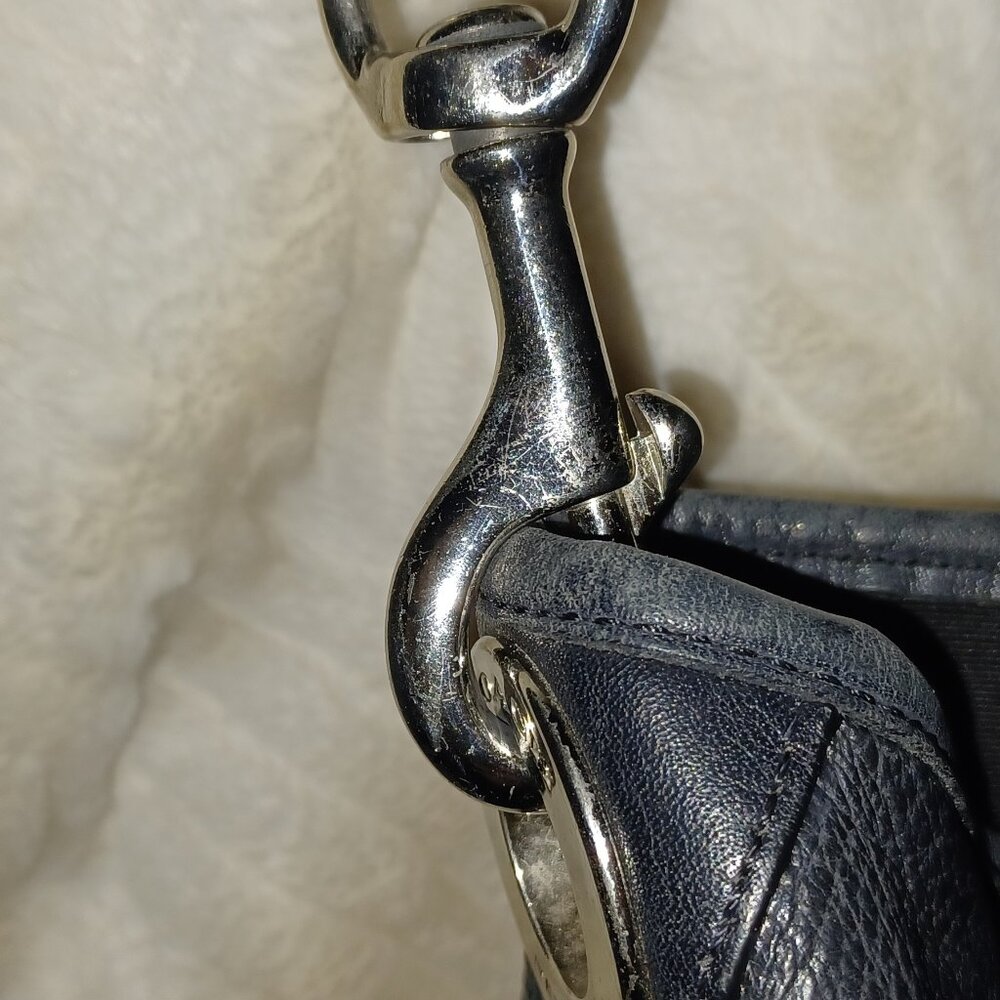 Coach Hadley Duffel, Black Leather - Picture 11 of 13